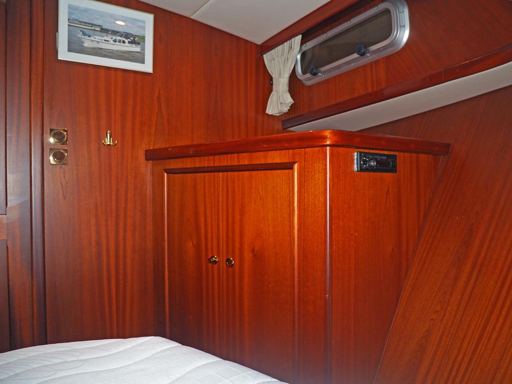 Fore ship, Accommodation